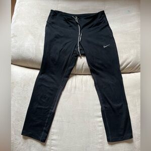 Nike Dri Fit Performance Leggings 3/4